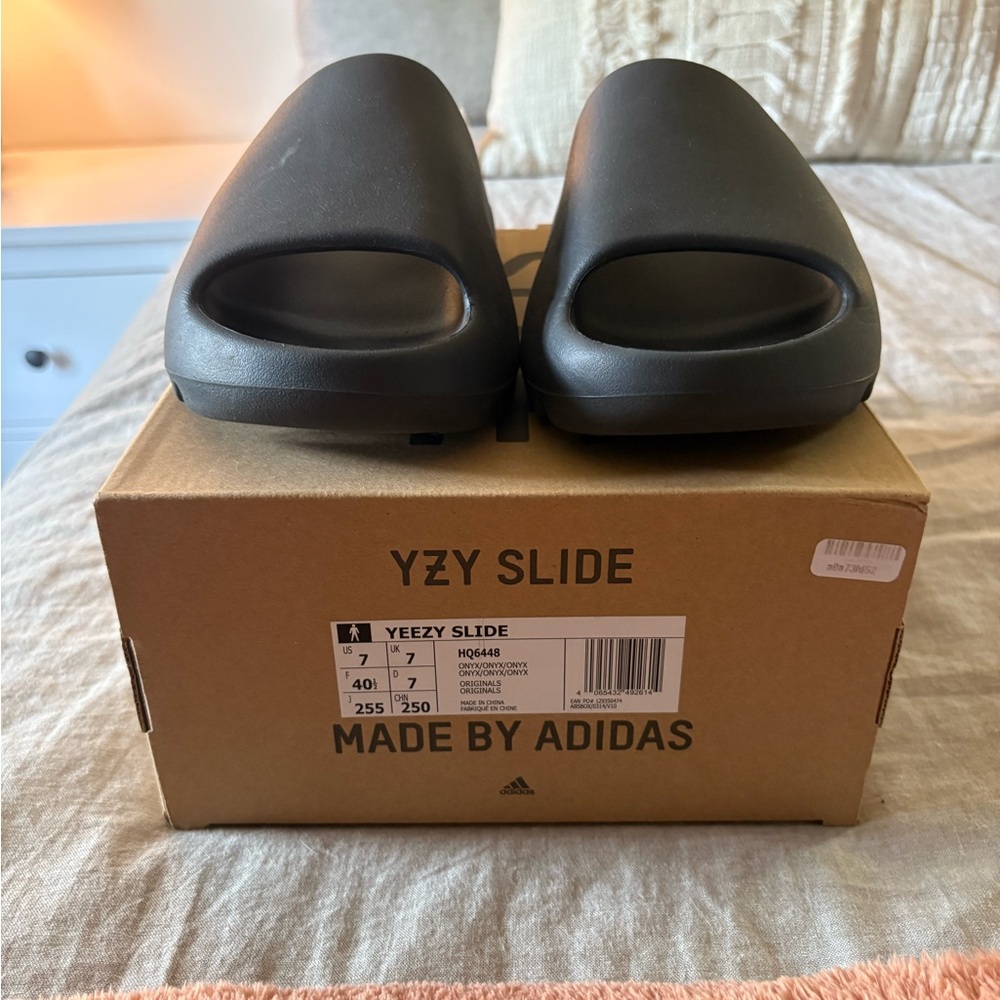 Yeezy Slide Sandals in Black